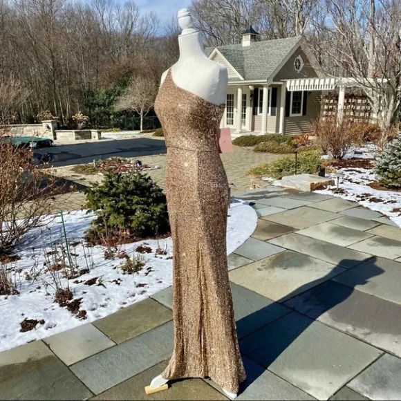 NWT BHLDN Gold Sequin One Shoulder Formal Maxi Dress Caspian Size 14 - Picture 7 of 15
